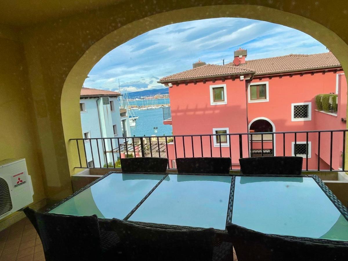 Apartment Claudia Muggia Bagian luar foto